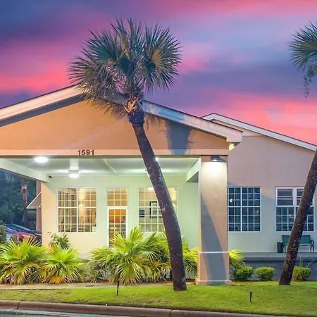 Surestay Hotel By Best Western North Myrtle Beach-3