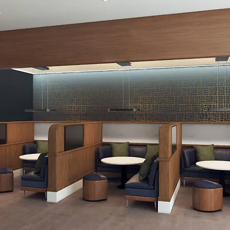 Courtyard By Marriott Hamilton-2