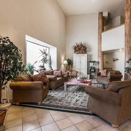 Quality Suites Moab Near Arches National Park-2