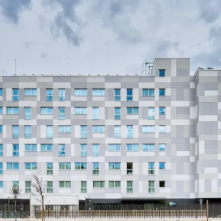 Holiday Inn Express - Madrid - Airport By Ihg-2