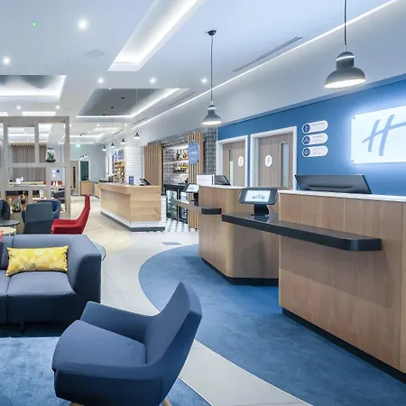Holiday Inn Express - Fleet By Ihg-2