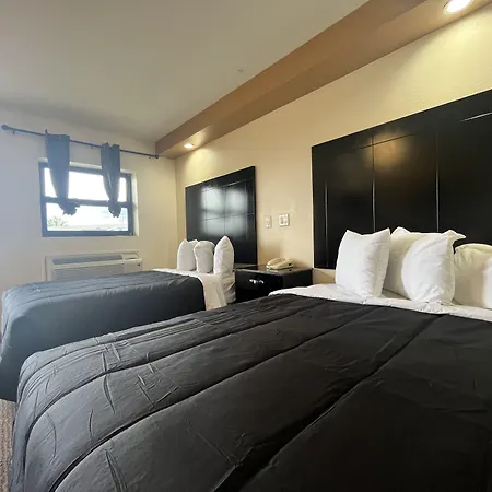 Circle Motor Lodge-2