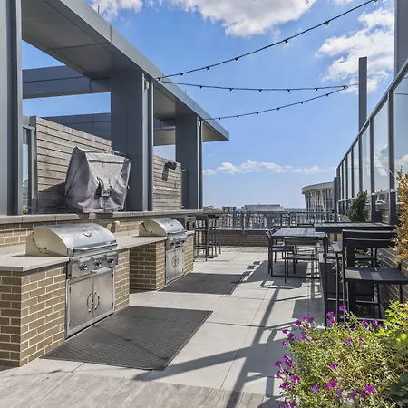 Placemakr Marymount Ballston-2