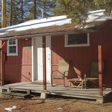 Silver Pines Lodge-2