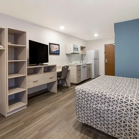 Woodspring Suites Detroit Sterling Heights-3