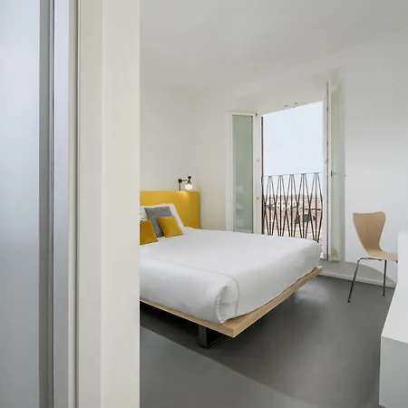 Camplus Hotel Roma Centro-2
