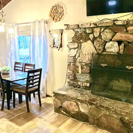 Grey Squirrel Resort-3