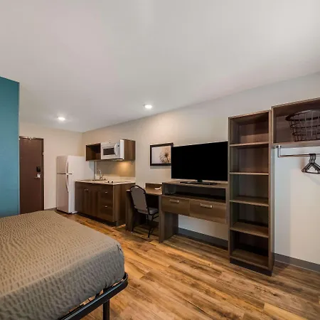 Woodspring Suites Inverness-3