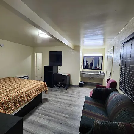 Green Garden Inn-3