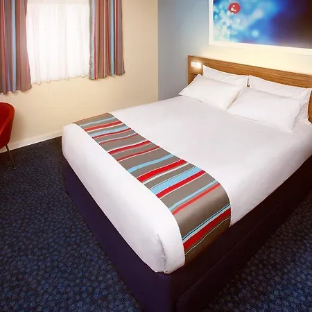 Travelodge Colchester Feering-3