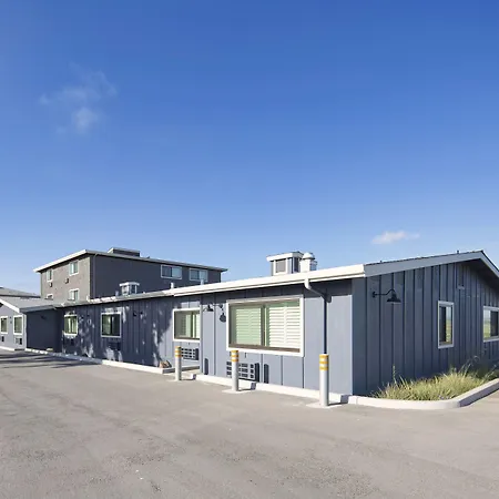 Inn At Moss Landing Point-2