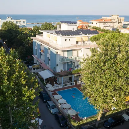 Hotel Villa dei Fiori - sul mare con piscina-3