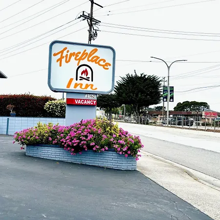 The Monterey Fireplace Inn-2