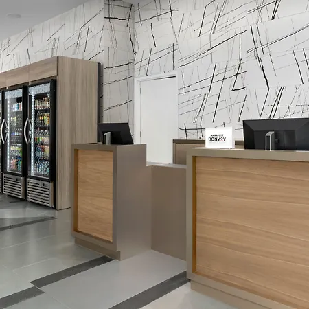 Springhill Suites By Marriott New York Queens-2