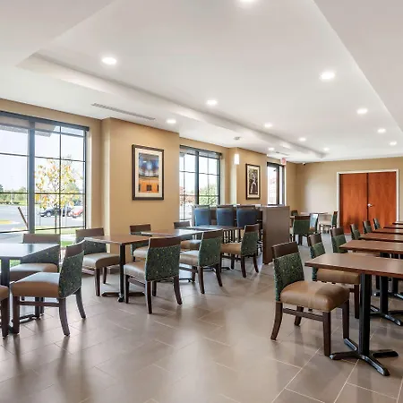 Comfort Inn & Suites Winchester-3