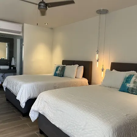The Cove Boutique Hotel Adults Only-3