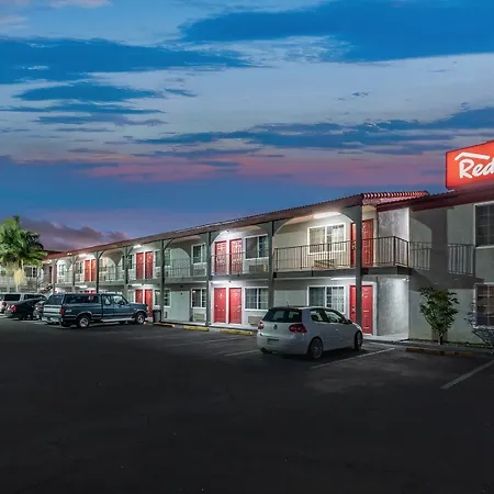Red Roof Inn Los Angeles - Bellflower-2