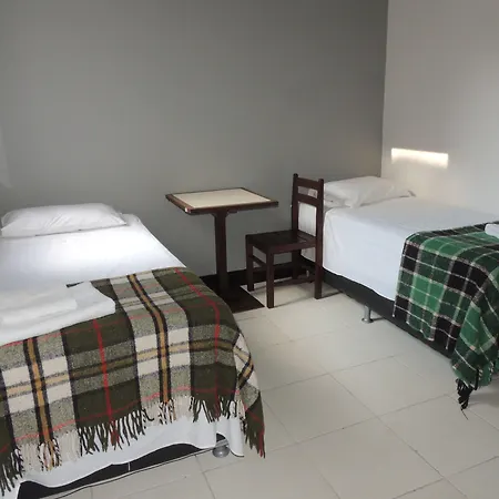 Hotel Economy 888 - Próximo a Praça da Estação e Rodoviária-2