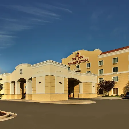 The Inn At Charles Town / Hollywood Casino-3