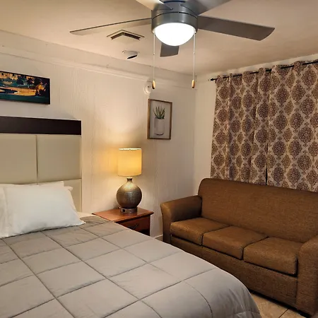 Lake Hudson Inn-2