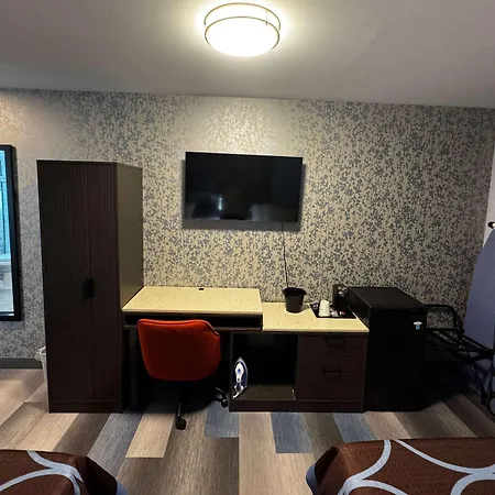 Super 8 By Wyndham Brooklyn Fulton Street Broadway Junction-2