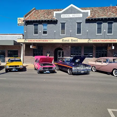 Royal Hotel Guyra-3