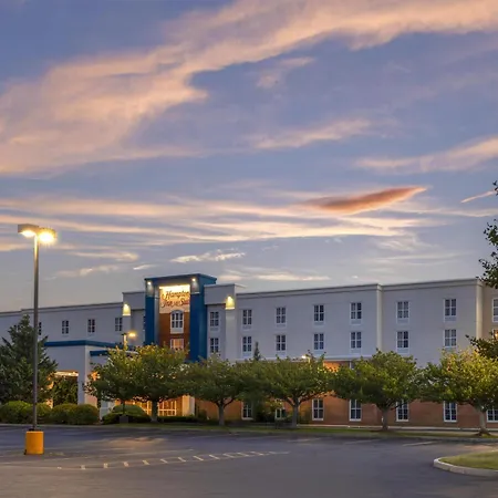 Hampton Inn & Suites By Hilton Plymouth-2