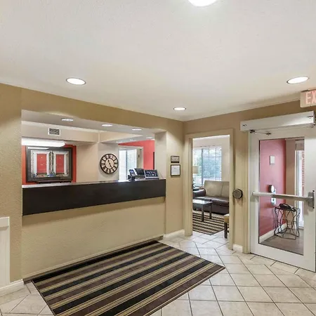 Studio 6 Extended Stay Milwaukee Brookfield Wi-2