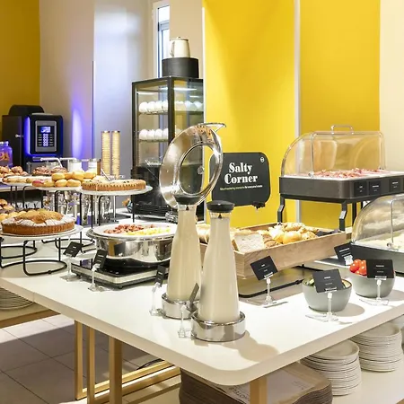 B&B Hotel Roma San Lorenzo Termini-3