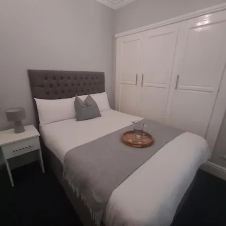 Hotel 52-2