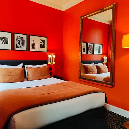 Hotel Noir-3