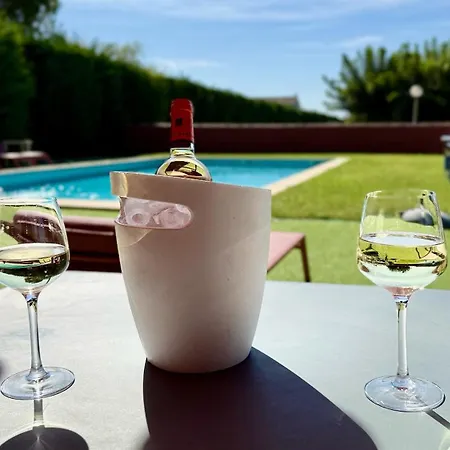 Logis Hotel La Goutte D'eau-2