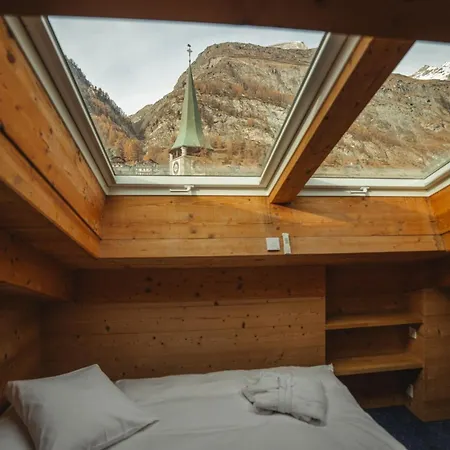 Hotel Matterhornblick-2