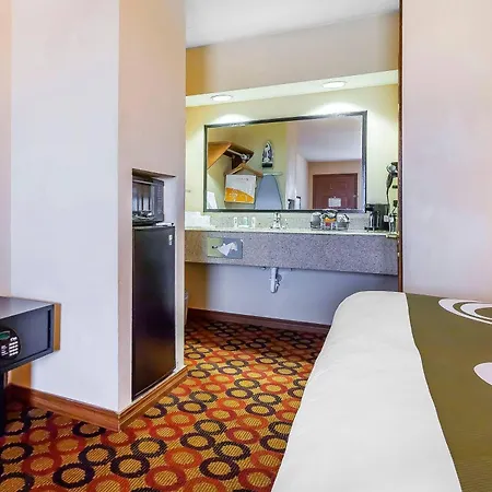 Quality Inn & Suites Owasso Us-169-3
