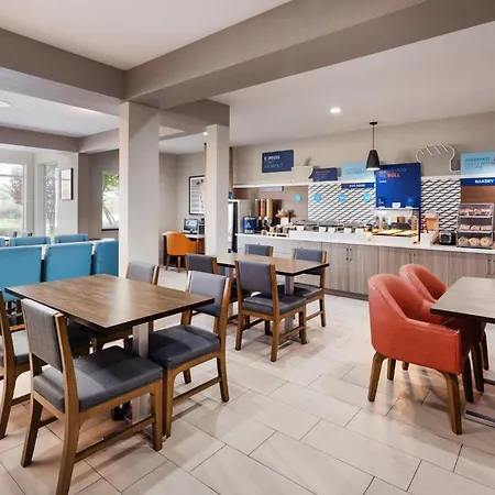 Holiday Inn Express Redding North By Ihg-2