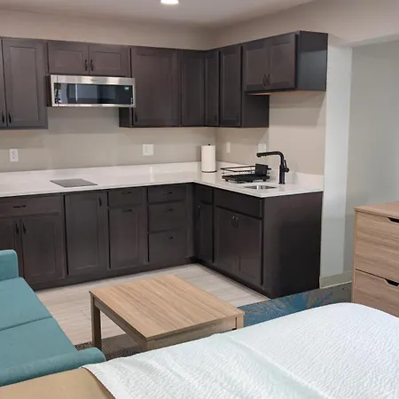 Days Inn By Wyndham Champaign/Urbana-3