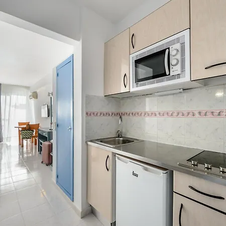 Hotel Apartamentos Vibra Central City - Adults Only-3