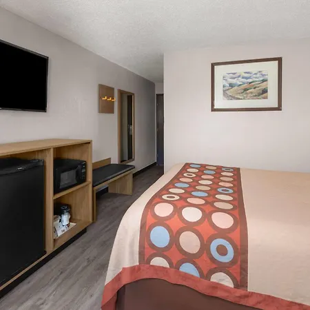 Super 8 By Wyndham Kent/Akron Area-2