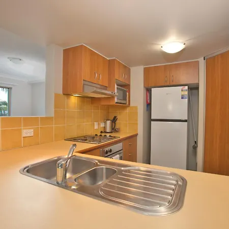 Bila Vista Kirra Beachside Apartments-3