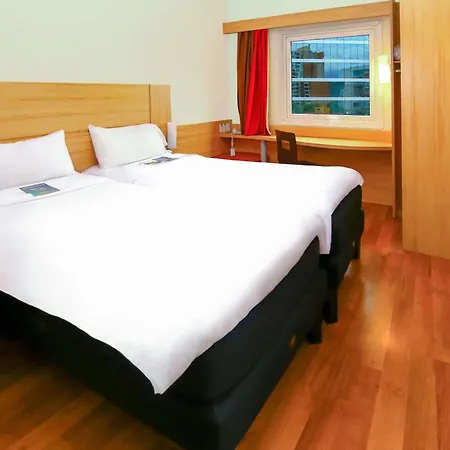 Ibis Santiago Providencia-2