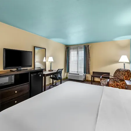 Red Lion Inn & Suites Blue Springs-3
