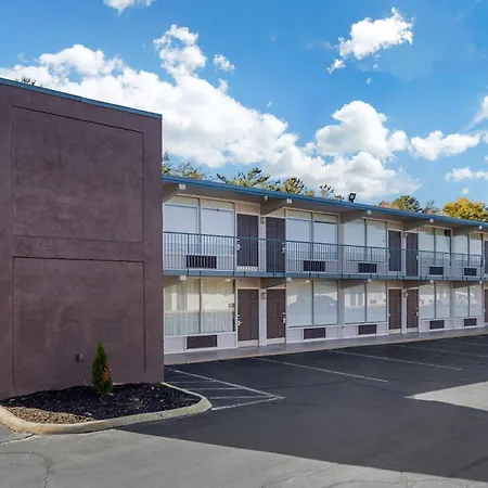 Quality Inn & Suites Easley - Greenville-3