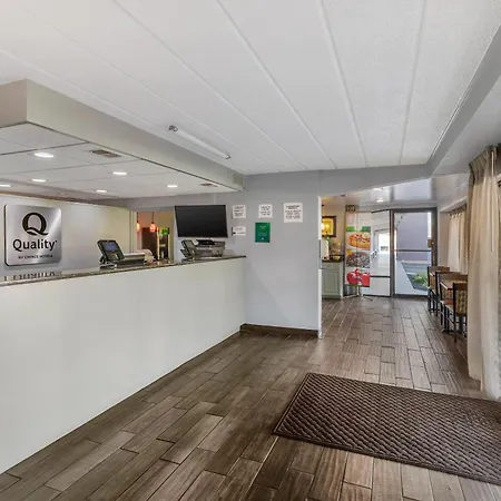 Quality Inn & Suites Easley - Greenville-2