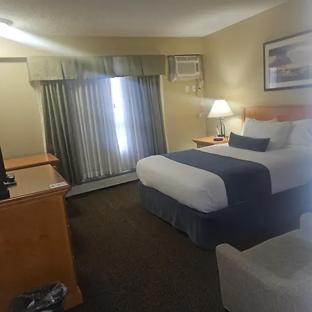 Travelodge By Wyndham Edson-3