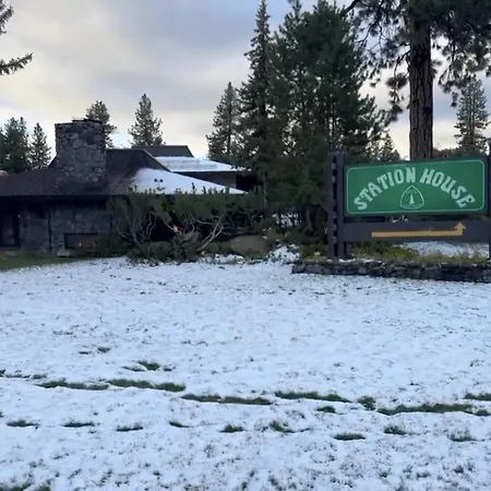 Station House Inn South Lake Tahoe-2