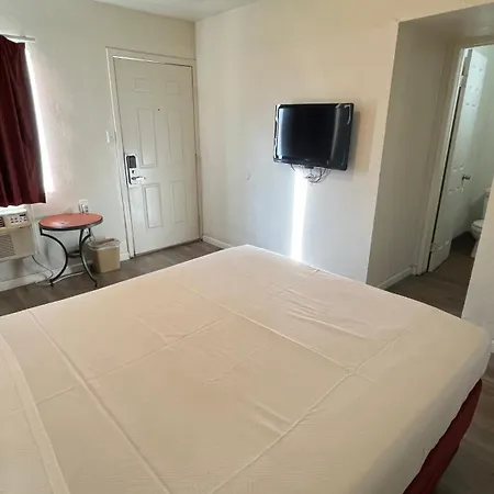 Economy Inn Paso Robles-2