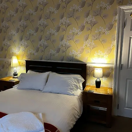Admiral Macbride Bed & Breakfast-3