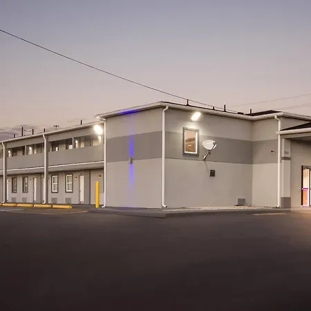 Days Inn By Wyndham Indianapolis East Post Road-3