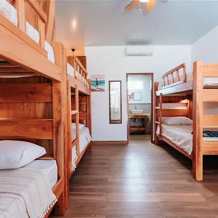 Beach Break Hotel & Surf Camp De Playa Venao-2