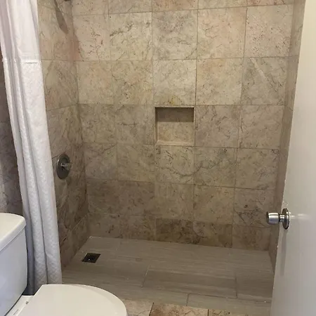 Best Economy Inn & Suites-3